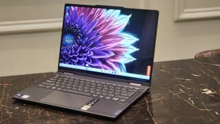 Lenovo Yoga 7i 2-in-1 AI Laptop 14th Gen Ultra 5 16GB DDR 5/512GB
