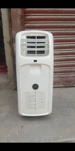 mobile ac contact on WhatsApp 03152953093