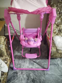 A baby Seater swing