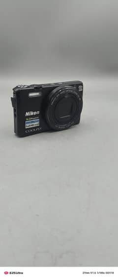 Nikon Coolpix S7000 compact digital camera  16 mega pixel