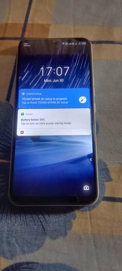 Tecno spark 8c Douba charger available h 10/ 10 condition