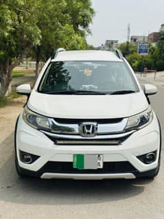 Honda BRV S-ivtec 2018 model lush condition