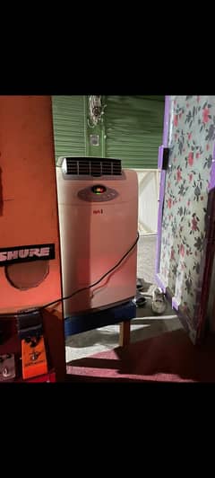 Portable Ac working perfectly with remote control
