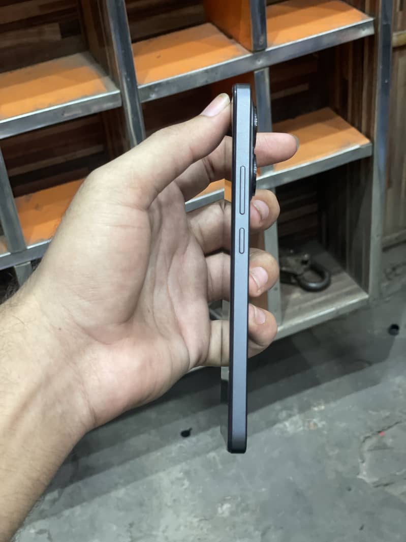 Redmi note 14 8 +8 ram 256 memory only 40 days use box charger pak 9
