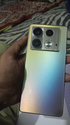 i finix note 40    (8gb and 256gb)