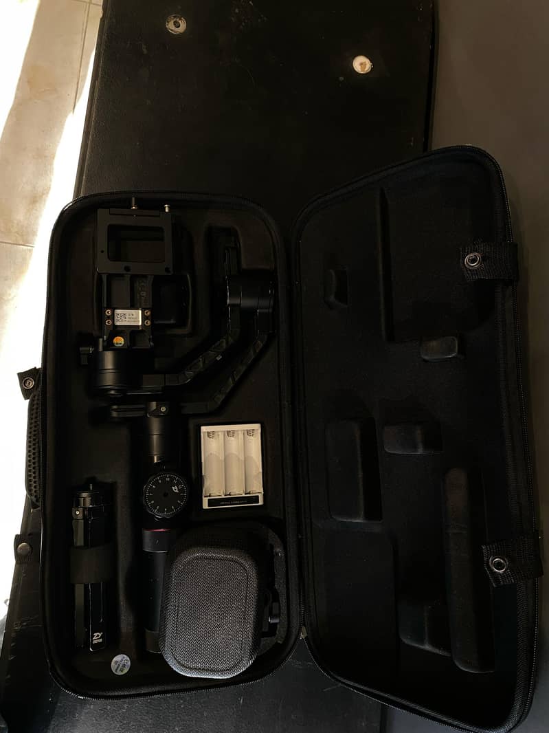 ZHIYUN GIMBLE  TRMO2 2
