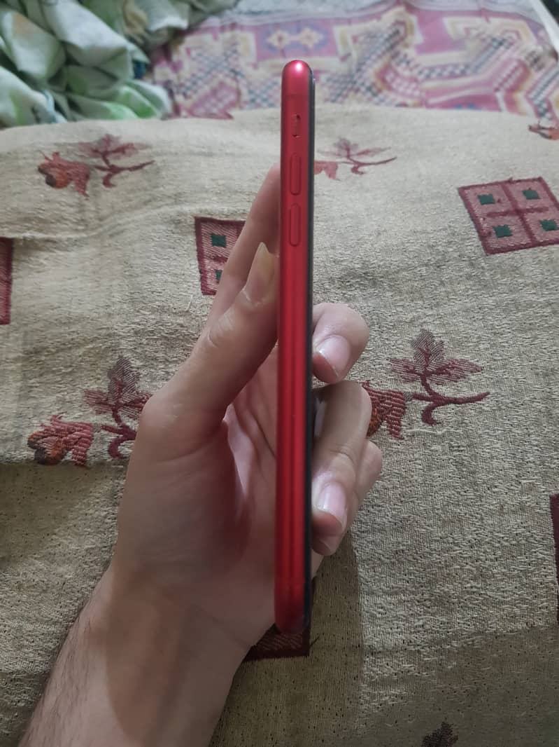 Iphone 11 non pta jv but zong Sim working 1