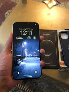 Iphone 12 pro max FU with box
