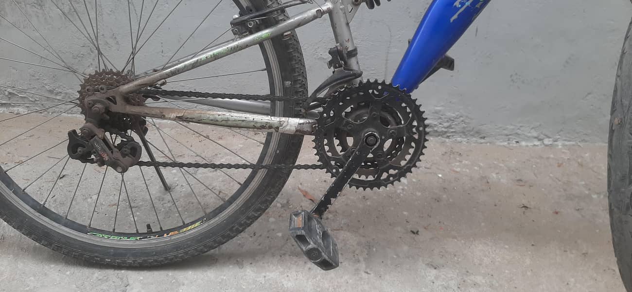 caspain cycle with both gears , both suspension and and front disk 1