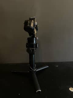 DJI