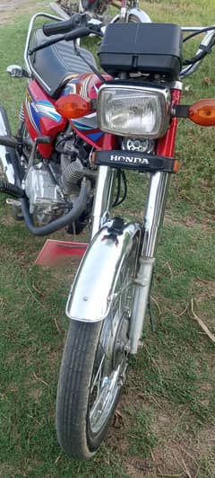 Honda 125 December 2021 With 2022 Sticker