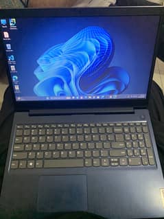 Lenovo IdeaPad 3 — Touchscreen | Core i5 10th Gen | 20GB RAM | 512GB