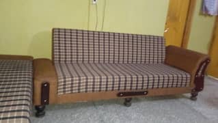 sofe cum bed (2in one) sofe+ bed premium quality almost new