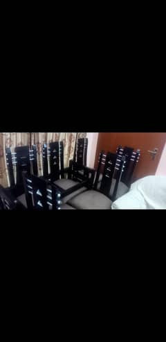 Dining Tabble with 6 chairs