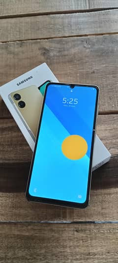 Samsung a06 2month use only with box orignel