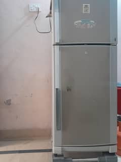 dawlance refrigerator