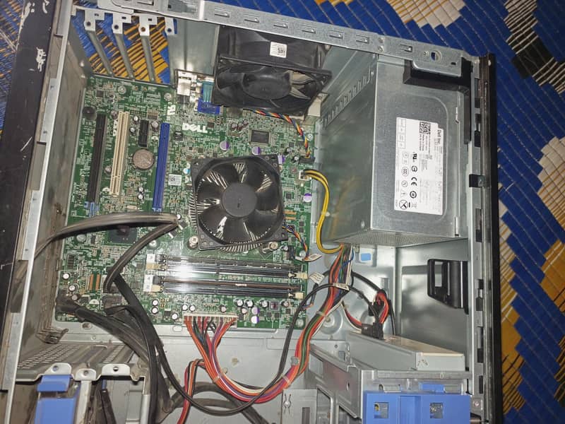 Dell Desktop core i5 3 generation with keyboard, LED, all wires 10