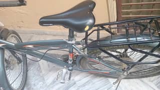 Bicycle with giar available in a reasonable price