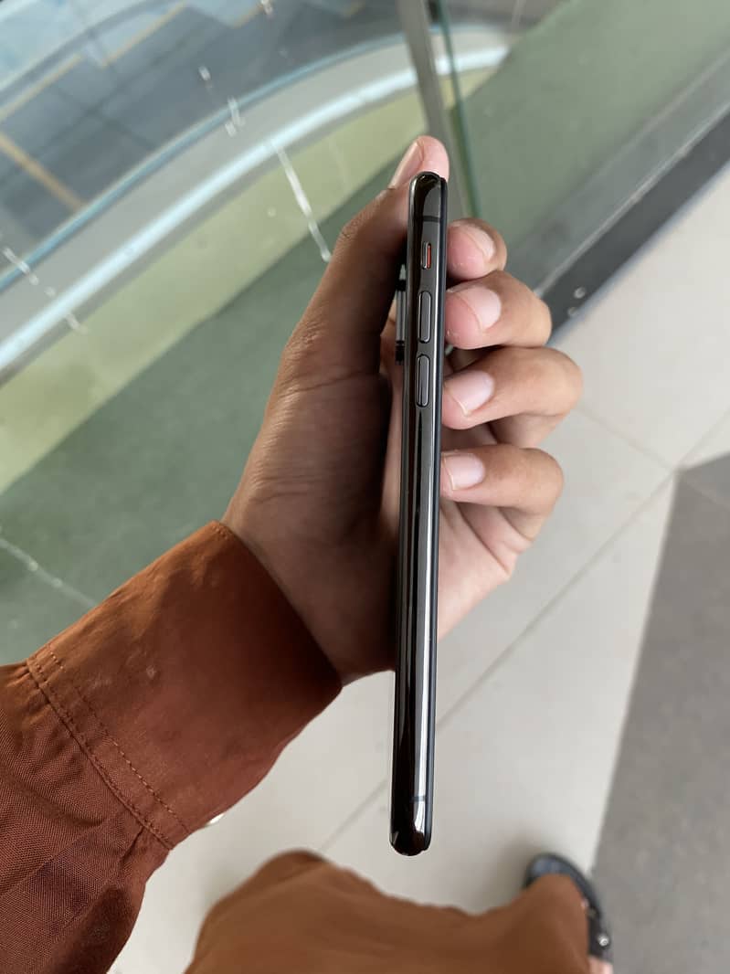iPhone XS non factory unlock side volume up down button not working 6
