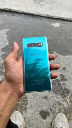 Samsung S10