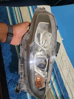Honda Civic 2018  OEM headlights