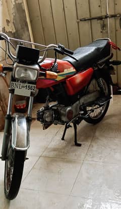 Safari bike : 03228078182