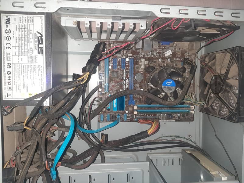 Core i5 3rd Generation Full PC With Moniter LCD 9