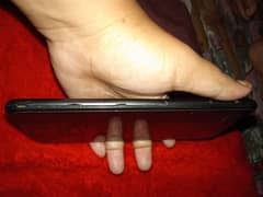 Samsung A11 used mobile hai okay hai argent sell krna hai