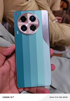 Tecno camon 30 8+8 256 70 Ward chrger