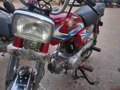 HONDA CD70
