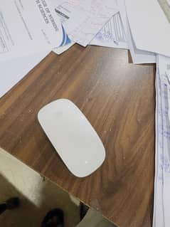 Apple magic 2 mouse. . full genuine and used like new