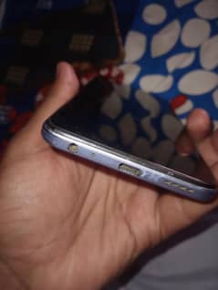 vivo y21t  4+1/128 with box exchange possible