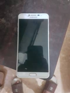 Samsung c7 pro  4 /64 gb and gaming performance is good