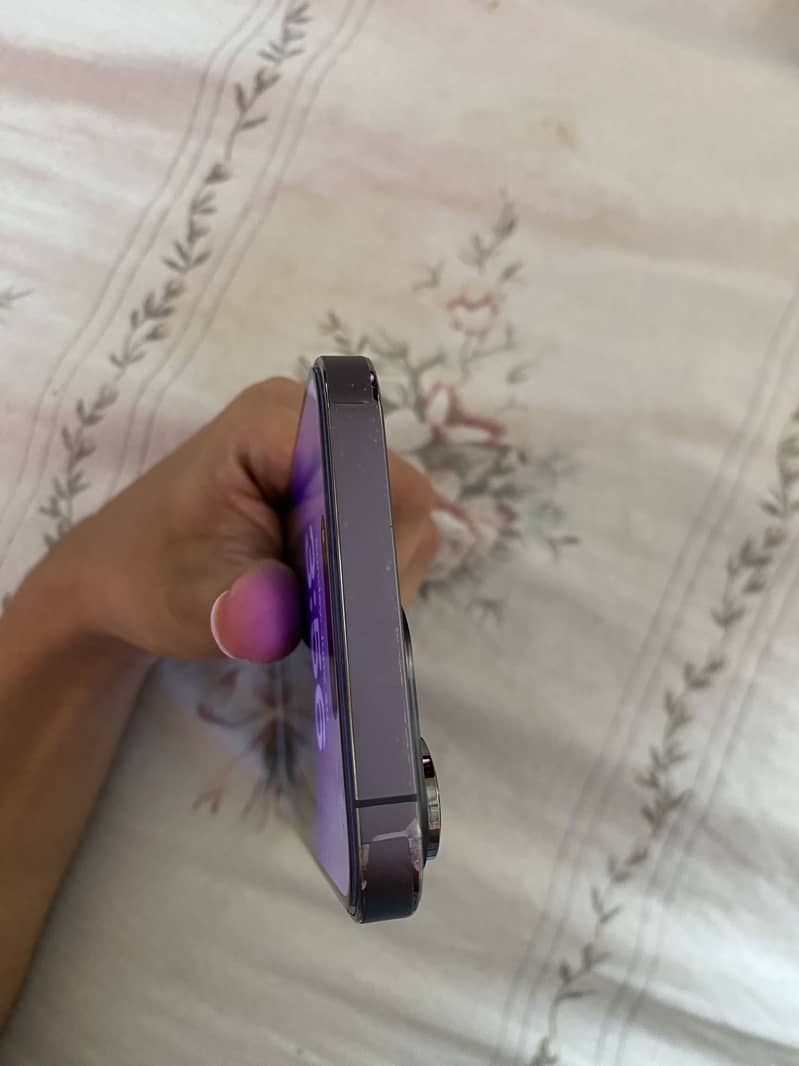 14 pro max 256 hk sim not active with box 0