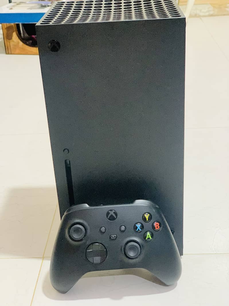 X box series x with box 4
