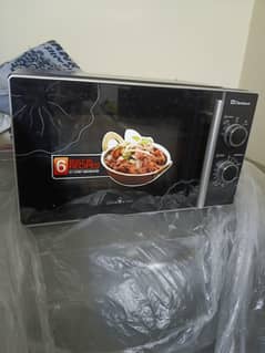 microwave oven