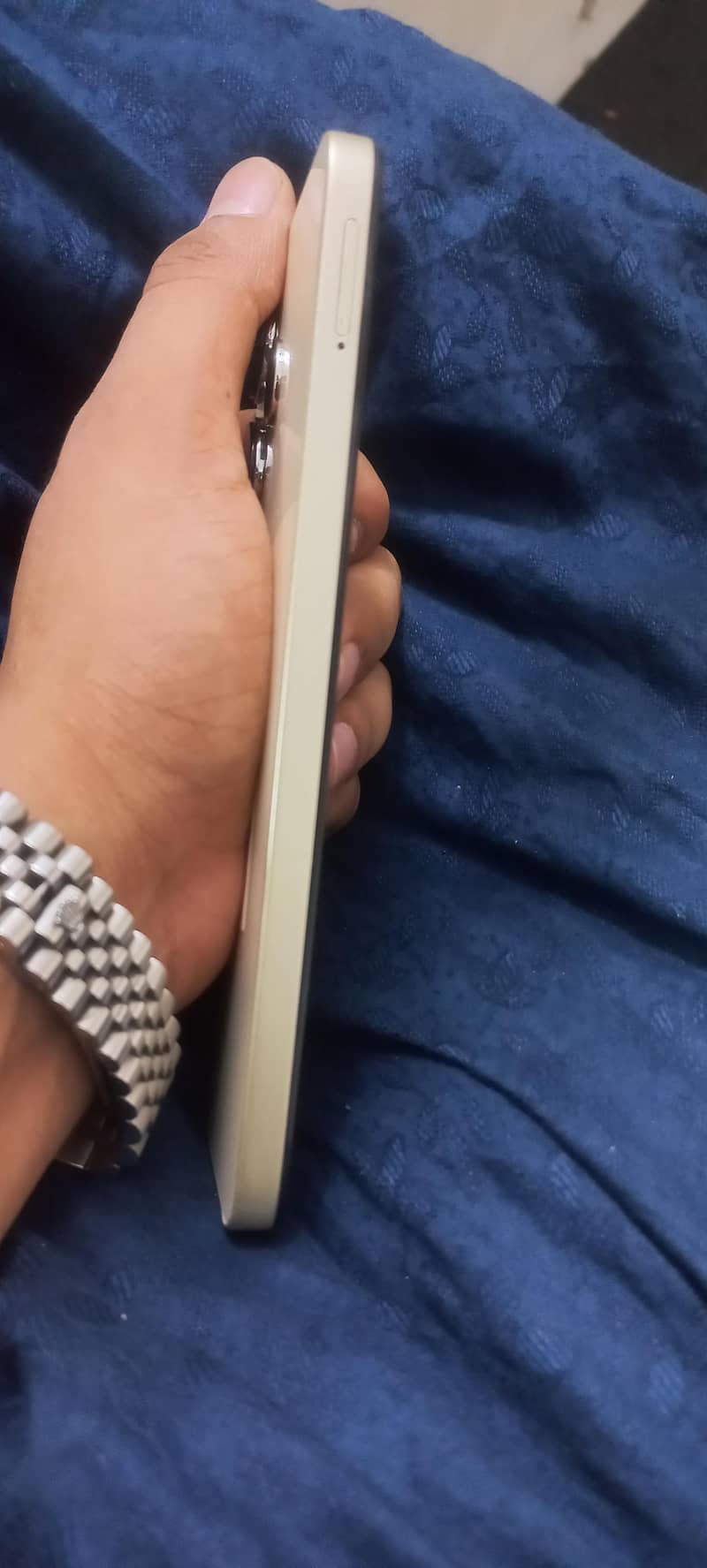 Redmi 13 8/128 home use 10/10 condiction just sim try py Nishan hai 2