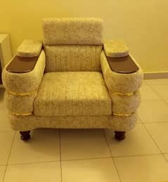 7 seater sofa with center Table