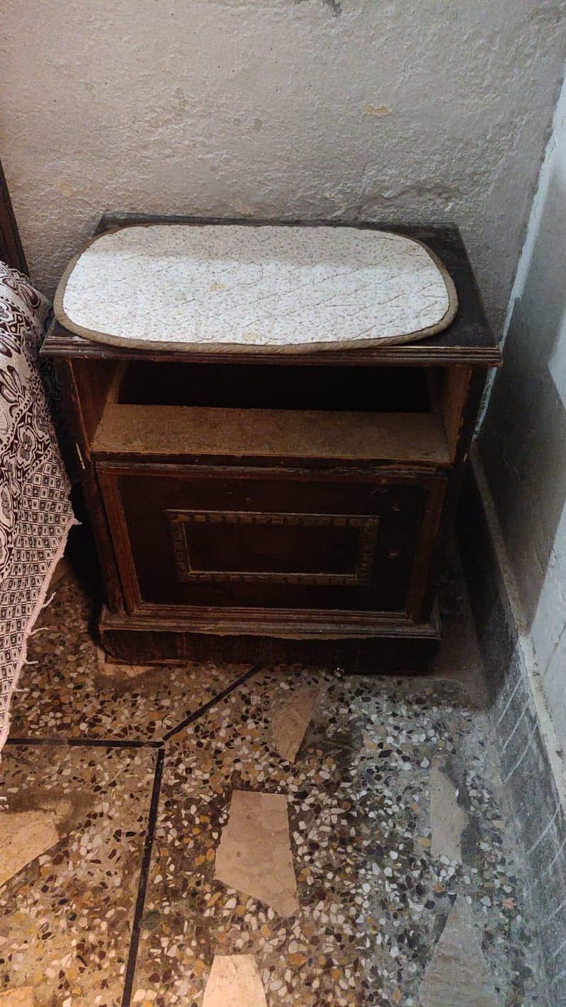 double bed with side tables and spring mattress and dressing table 1