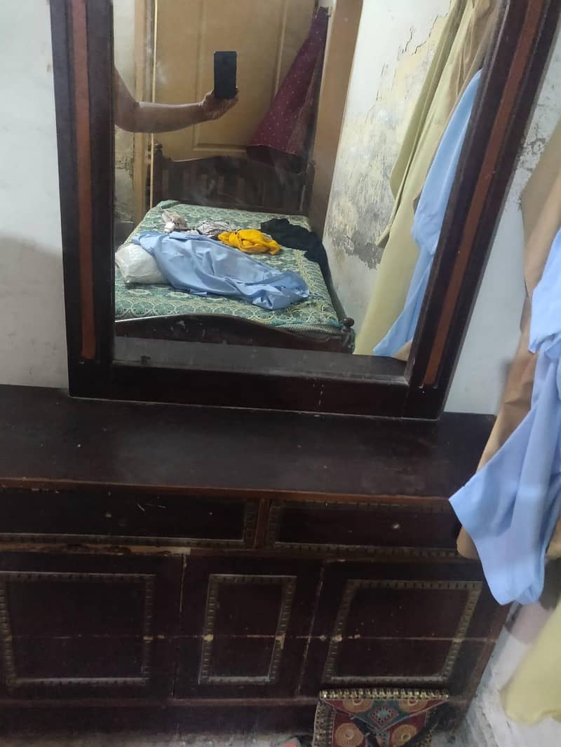 double bed with side tables and spring mattress and dressing table 3