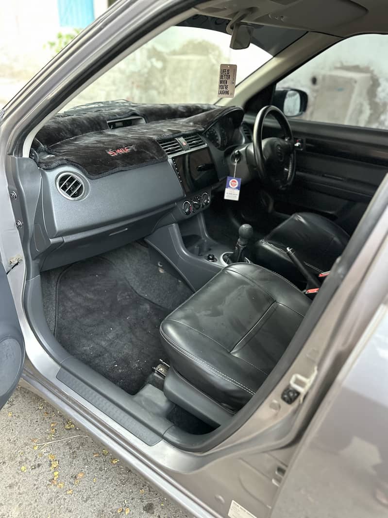 Suzuki Swift DLX 1.3 Navigation 2017 Model. 14