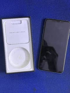 iPhone 11 pro Max 256 GB 03306062550 my WhatsApp number