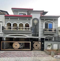 12- Marla Brand New Double Storey With Soler Owner Build House Available For Sale