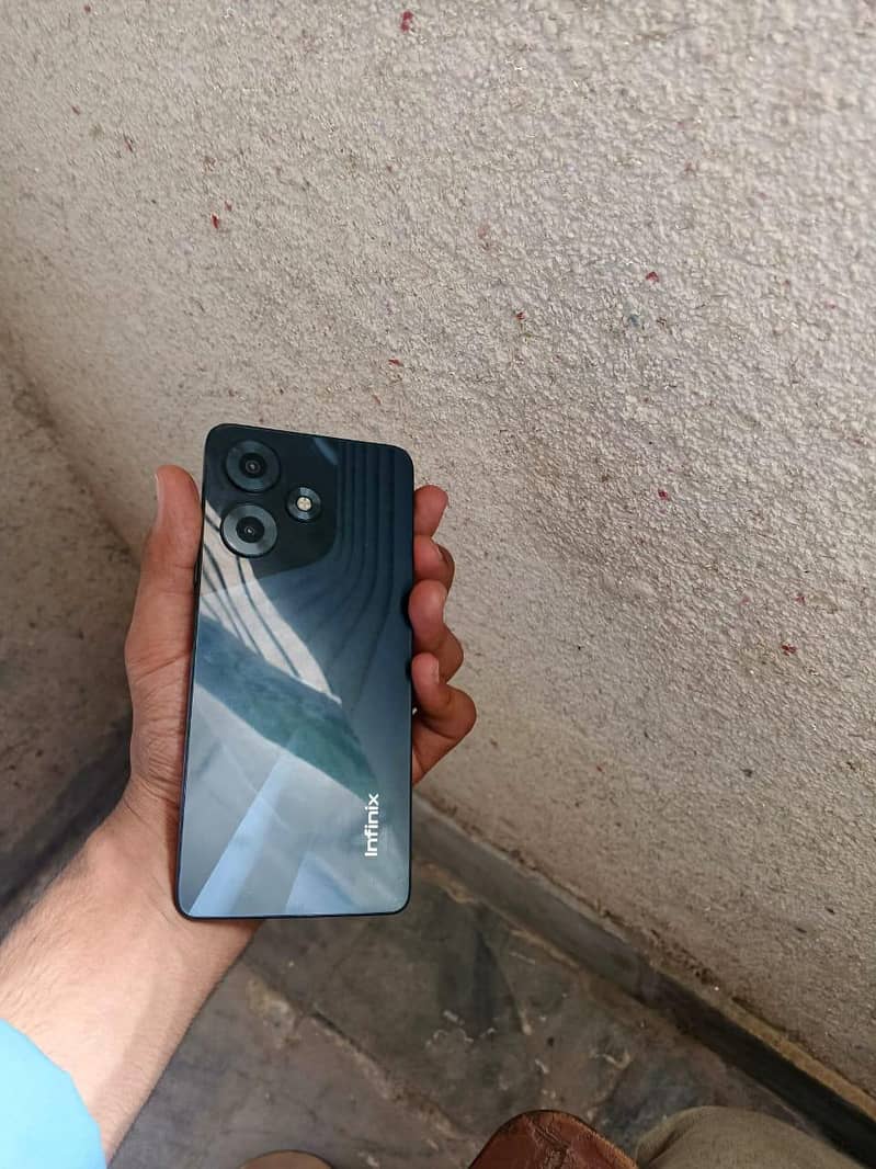 MY INFINIX HOT 30 WITH (8/128) IN ALL OK CONDITION. . . PLZ READ DESCRIPT 2