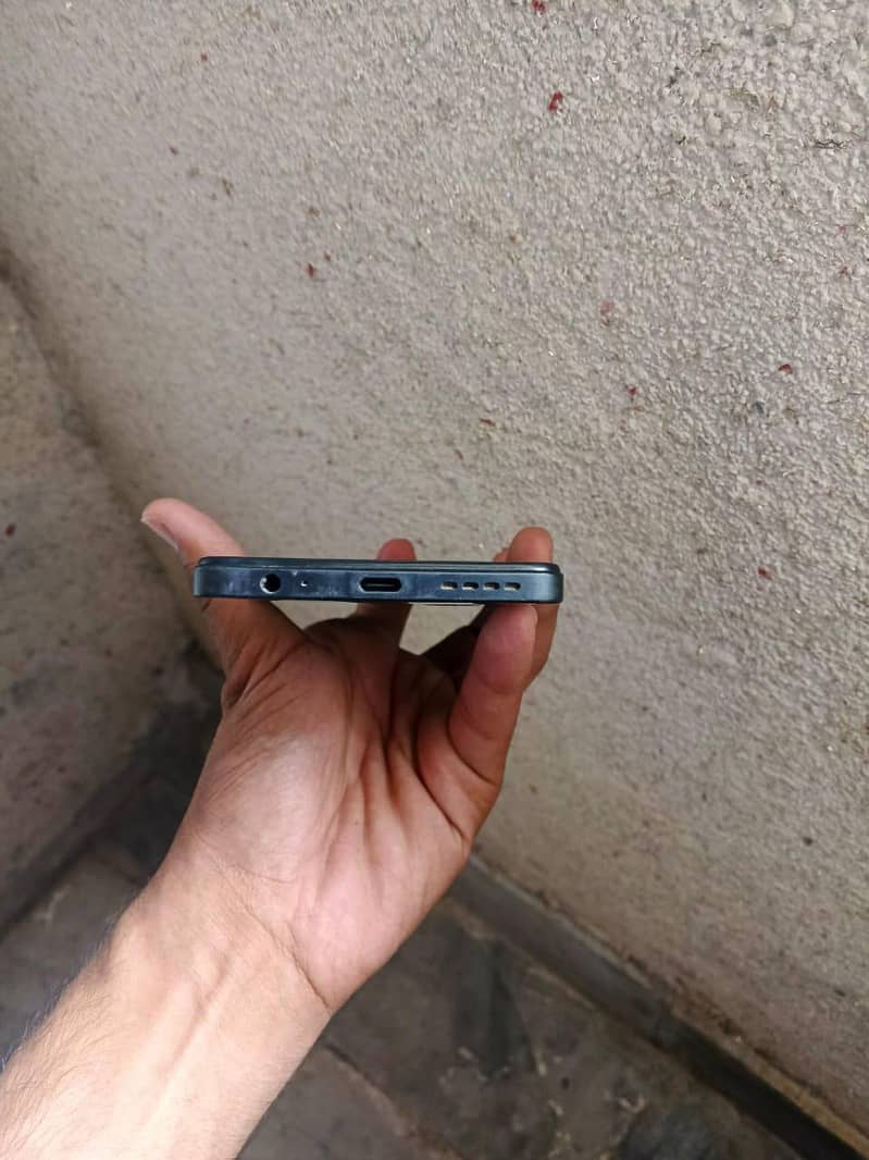 MY INFINIX HOT 30 WITH (8/128) IN ALL OK CONDITION. . . PLZ READ DESCRIPT 3