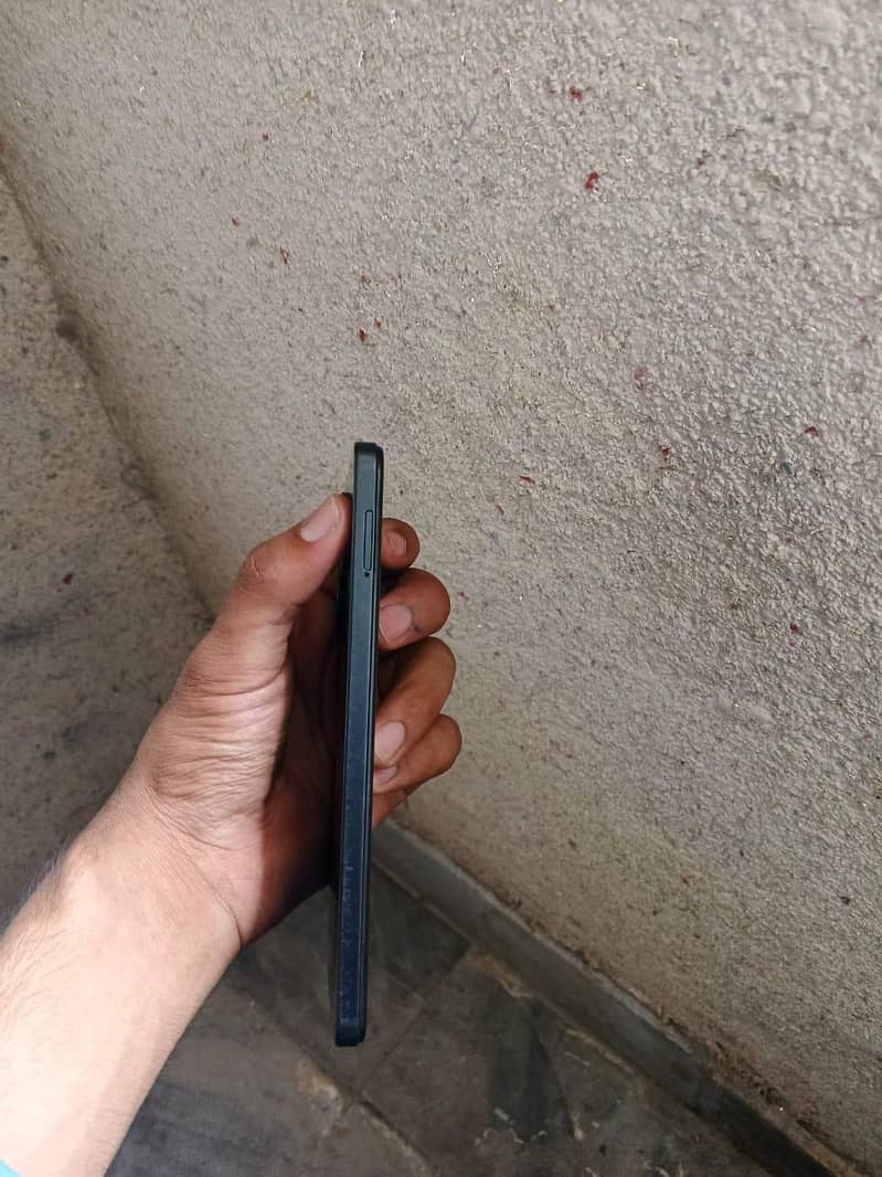 MY INFINIX HOT 30 WITH (8/128) IN ALL OK CONDITION. . . PLZ READ DESCRIPT 7