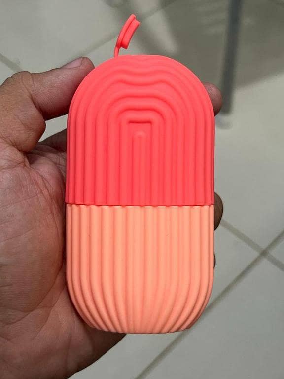 remium Heavy Quality UnLeak-able  Silicone Ice Roller