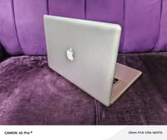 Apple laptop Mac book