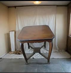 Table Corner (Teak Wood)
