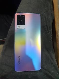 vivo v21 8/128 9/10 original set box available charger available
